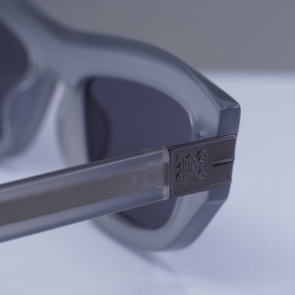 Palm Angels PERI10E CLAIRE 0907 Cat Eye Sunglasses - Grey/Dark Grey - Picture 8 of 9
